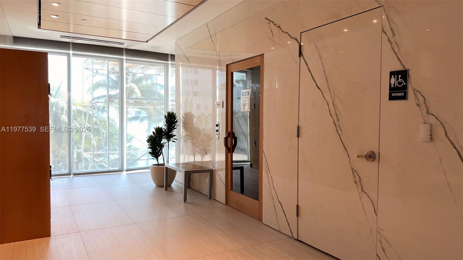 ICON BAY CONDO - Residential Lease