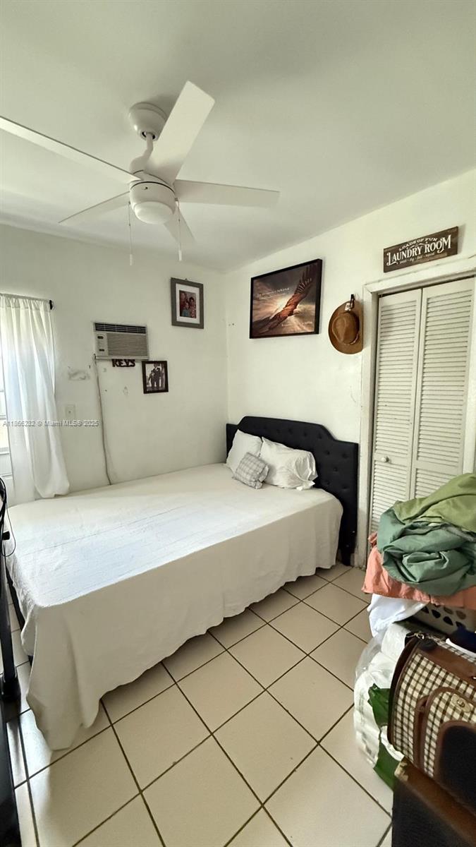 ROSEMONT PARK - Residential