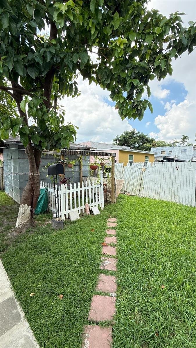 2610 NW 19th Ave