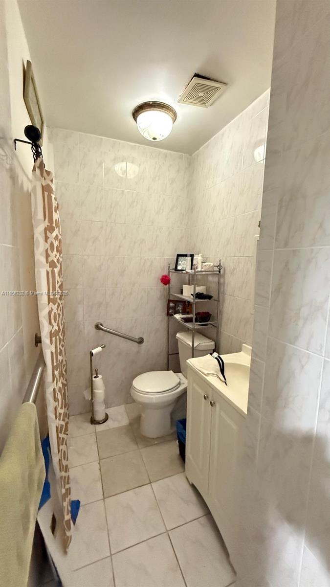 ROSEMONT PARK - Residential