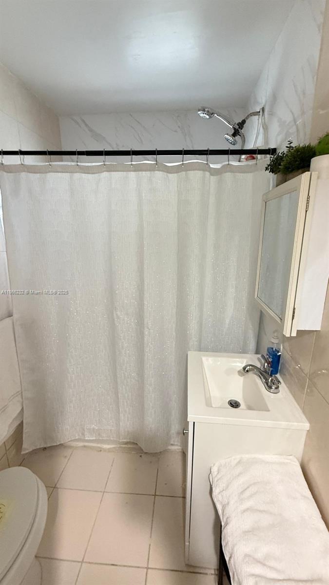 ROSEMONT PARK - Residential