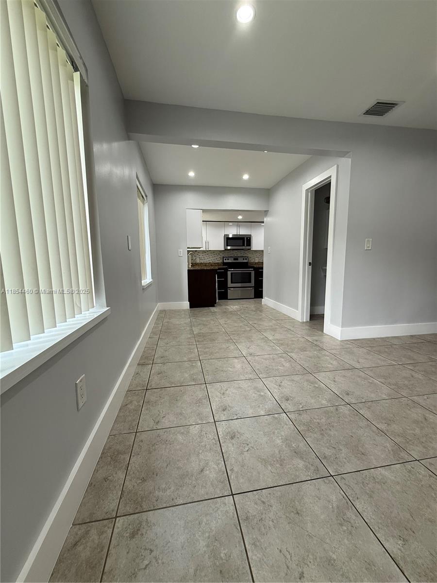 12235 NE 12th Pl