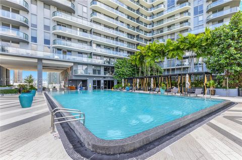 121 NE 34th St 2602 Miami FL 33137