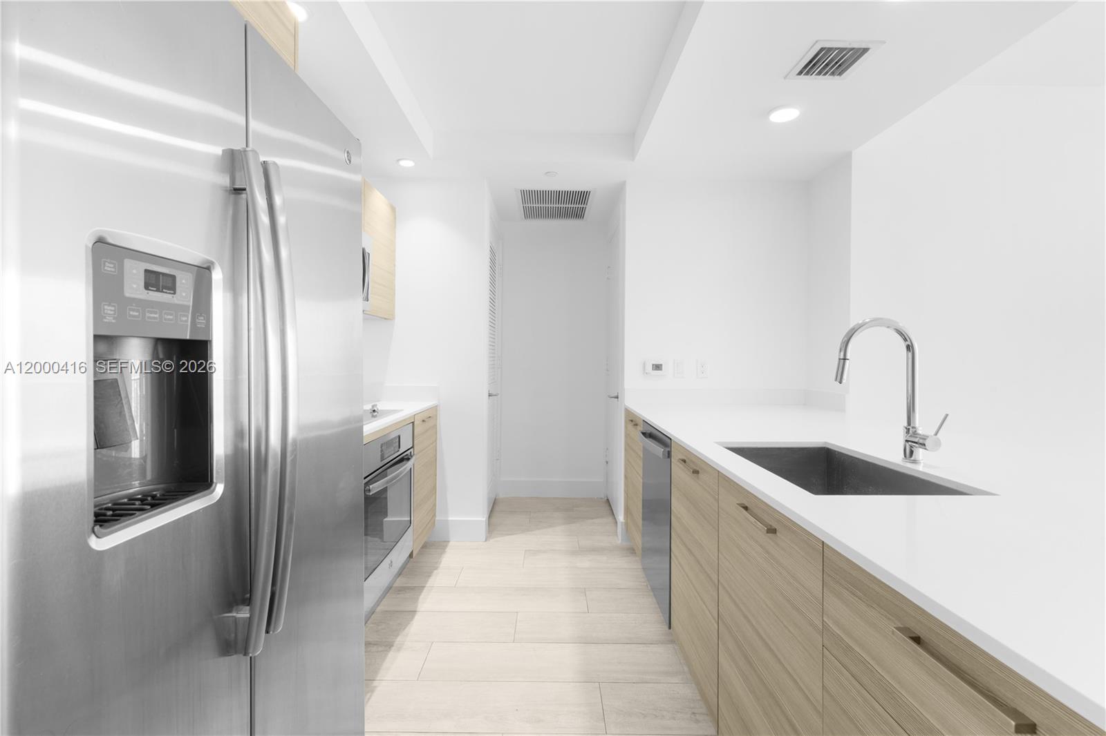 3401 MIDTOWN CONDO - Residential