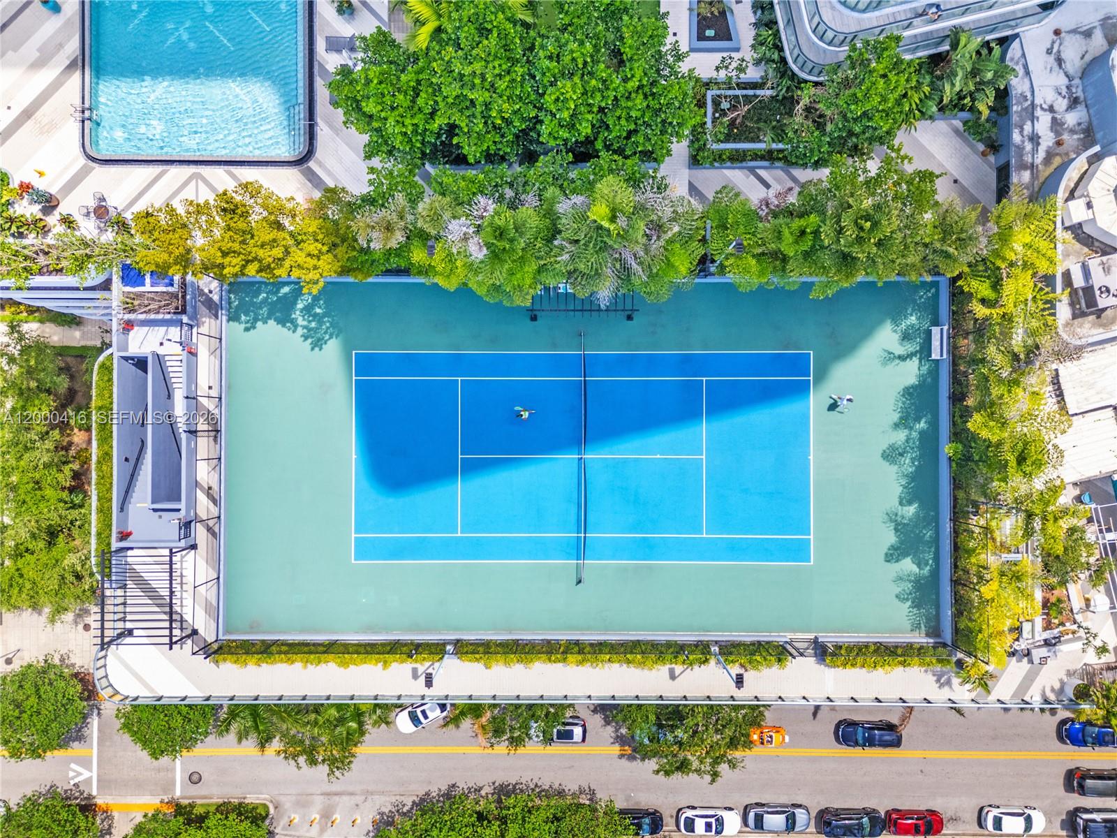 3401 MIDTOWN CONDO - Residential