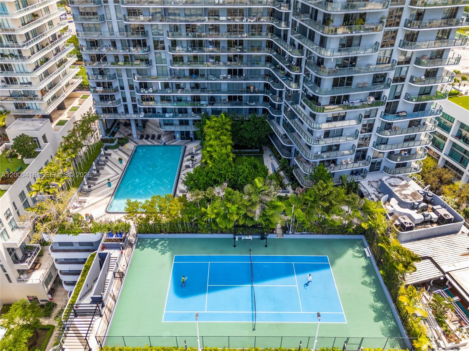 3401 MIDTOWN CONDO - Residential