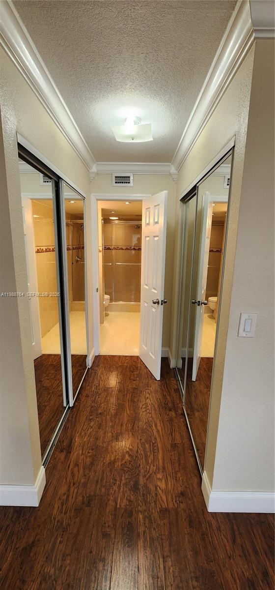 VILLA RUSTICA I CONDO - Residential Lease