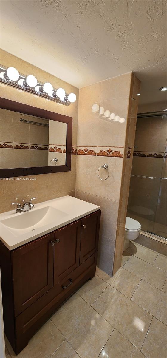 VILLA RUSTICA I CONDO - Residential Lease