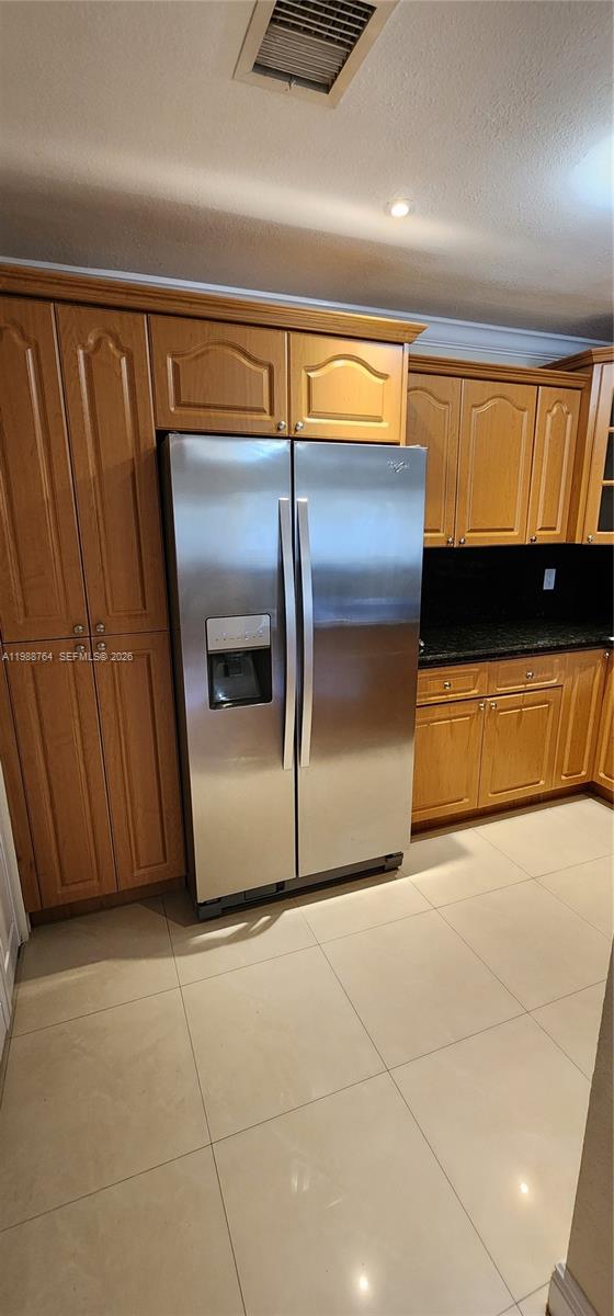 VILLA RUSTICA I CONDO - Residential Lease