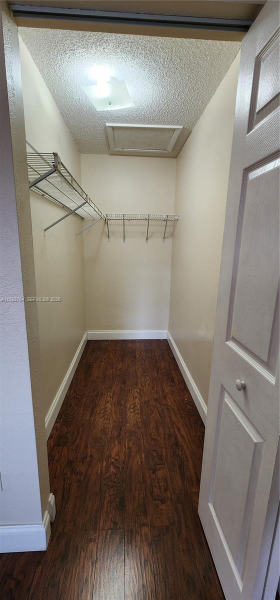 VILLA RUSTICA I CONDO - Residential Lease