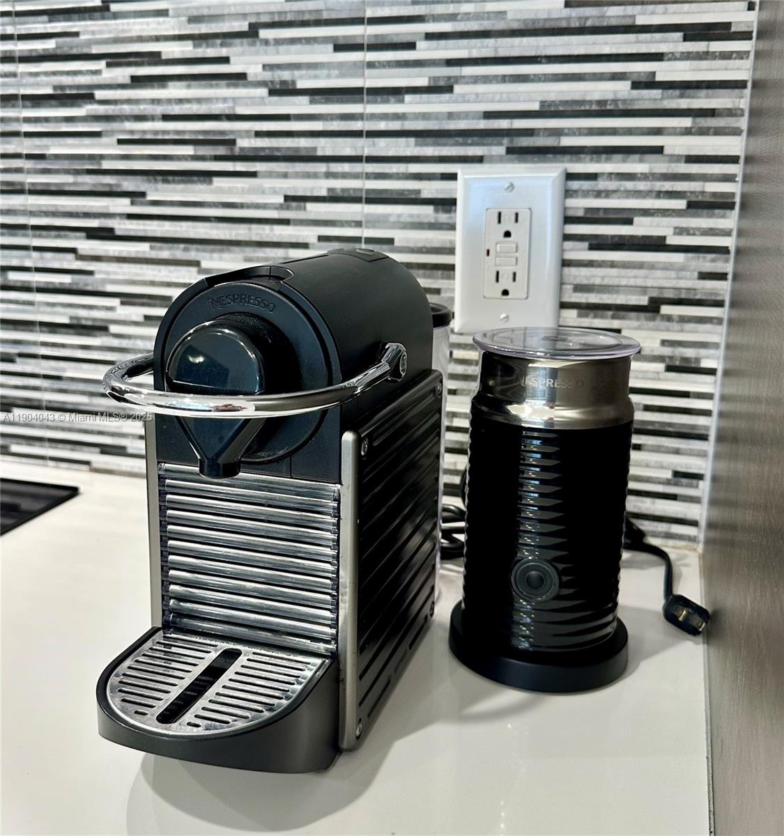 GRAND BAY COMMONS SOUTH - Residential Lease