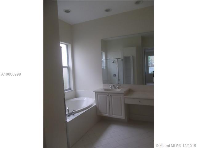 Riviera Isles II 170-53 B - Residential Lease