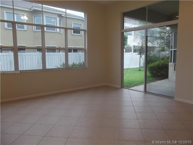 Riviera Isles II 170-53 B - Residential Lease