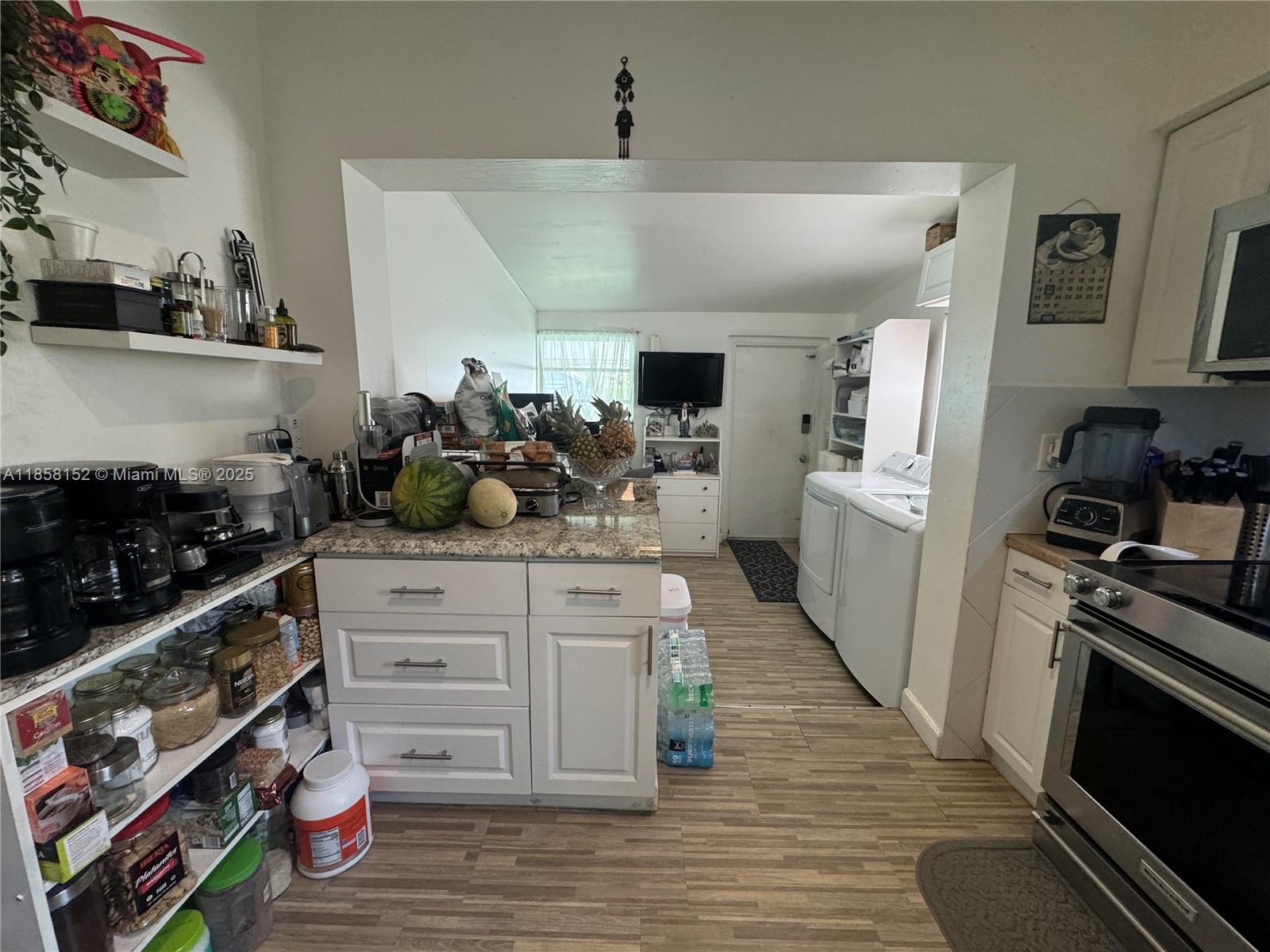 CORAL GATE SEC D - Residential