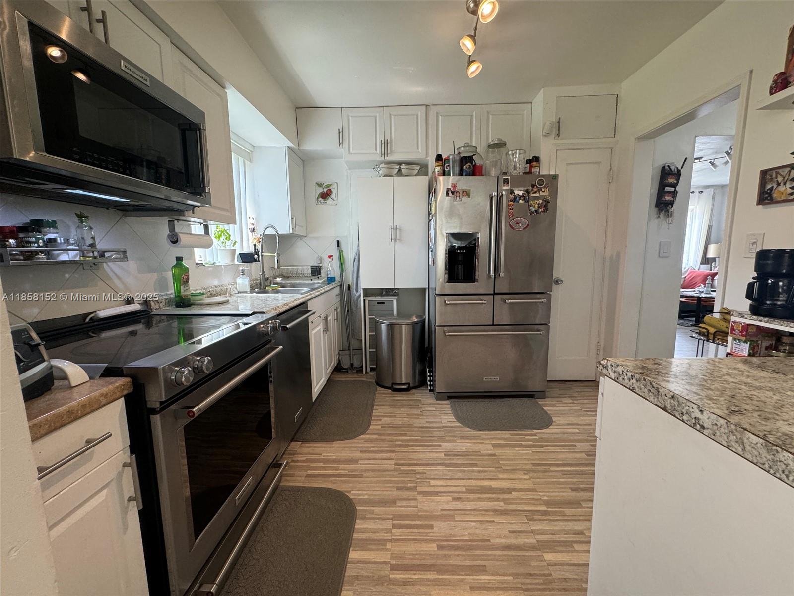 CORAL GATE SEC D - Residential