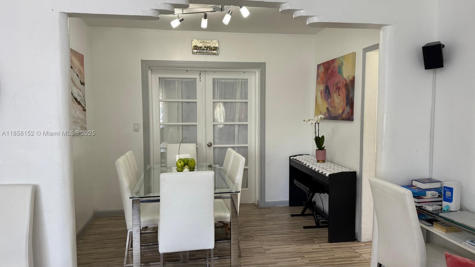 CORAL GATE SEC D - Residential