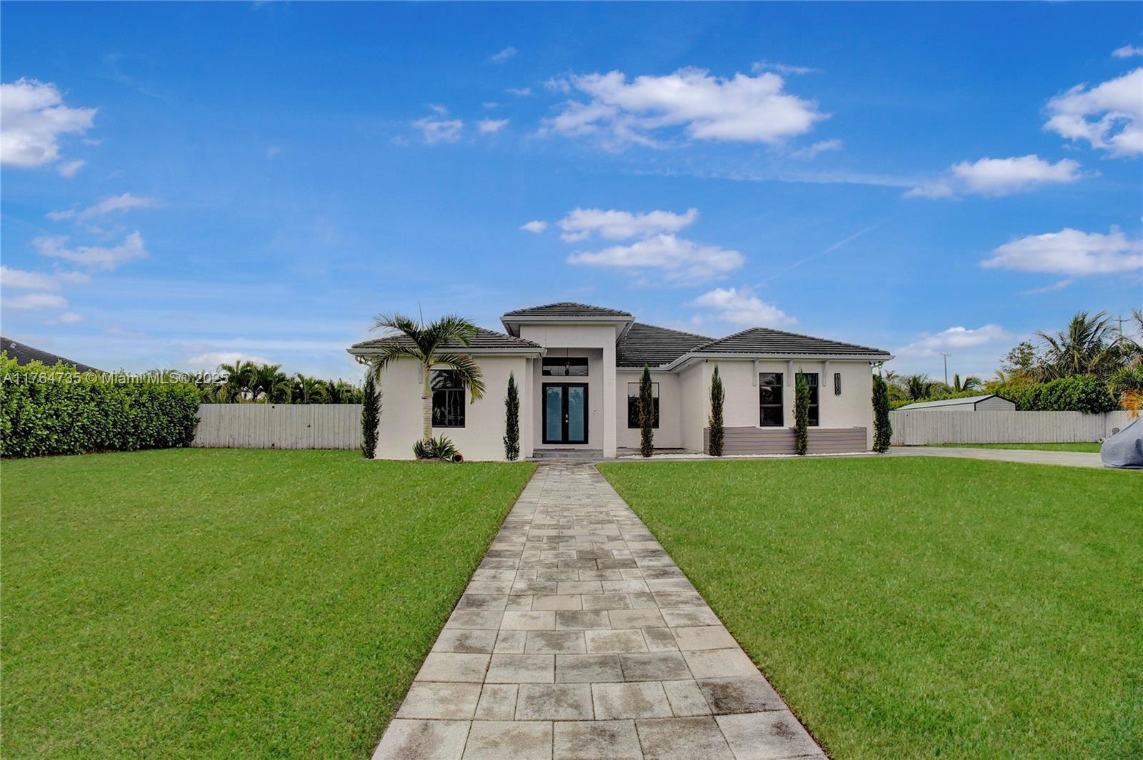 Property for Sale at 17100 Sw 281 St, Homestead, Miami-Dade County, Florida - Bedrooms: 5 
Bathrooms: 3  - $1,249,997