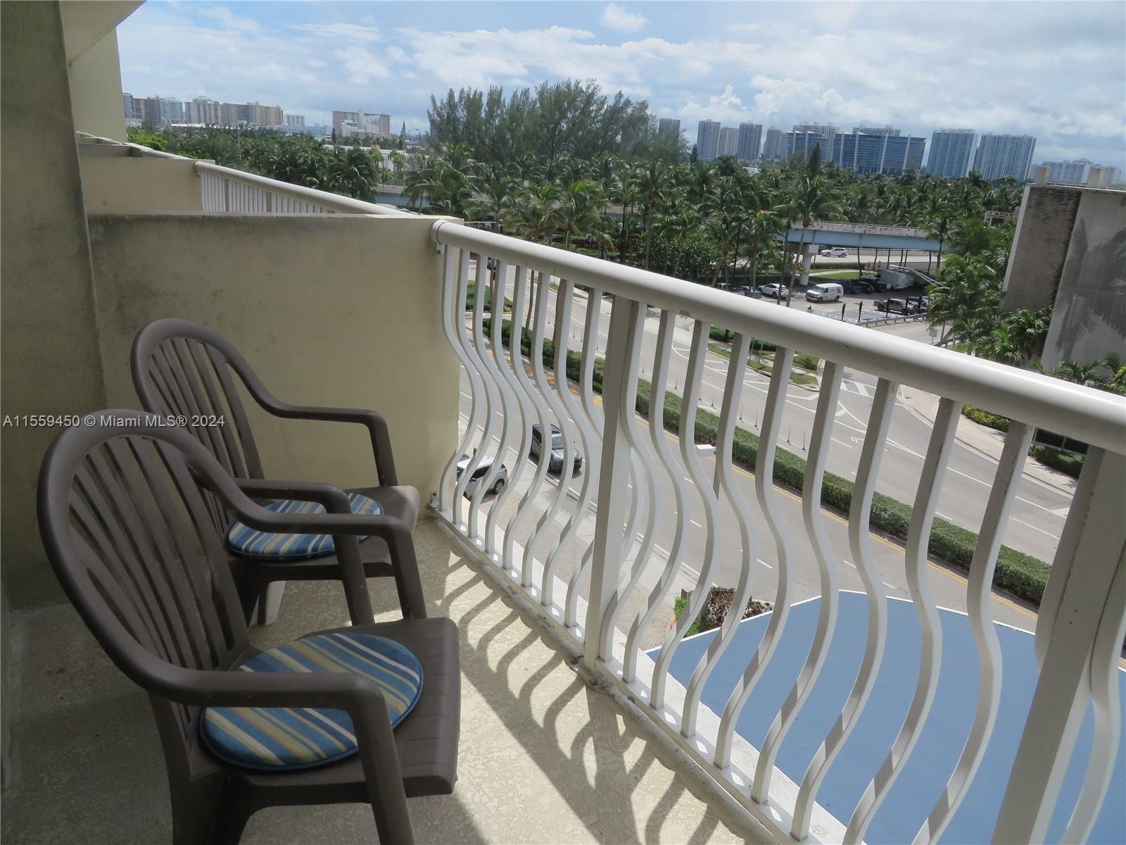 THE AVENTURA BEACH CLUB C - Residential Lease