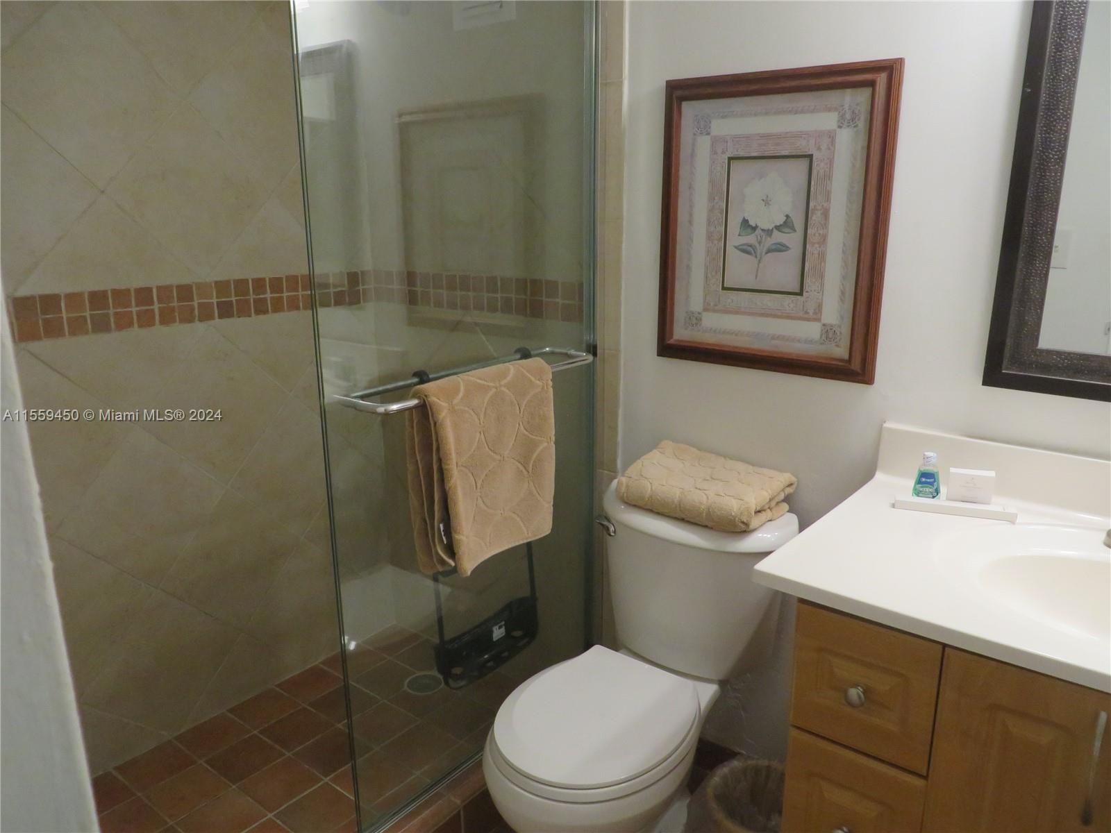 THE AVENTURA BEACH CLUB C - Residential Lease