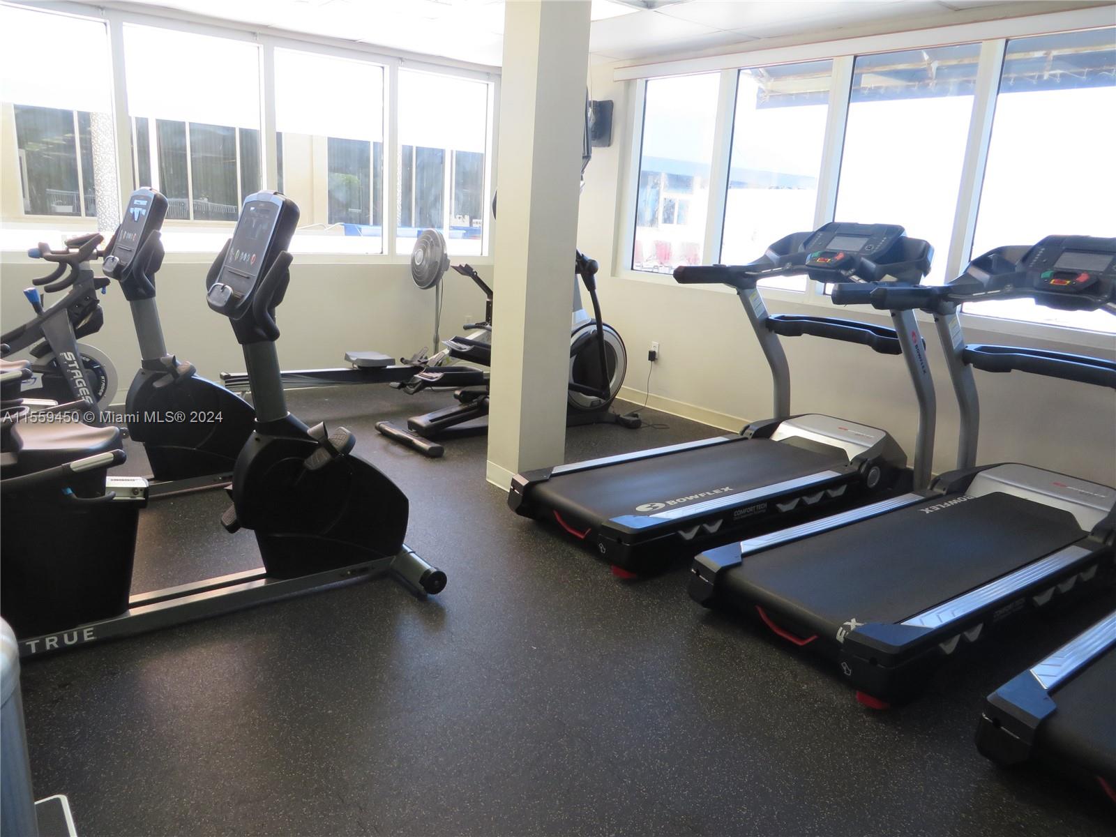 THE AVENTURA BEACH CLUB C - Residential Lease
