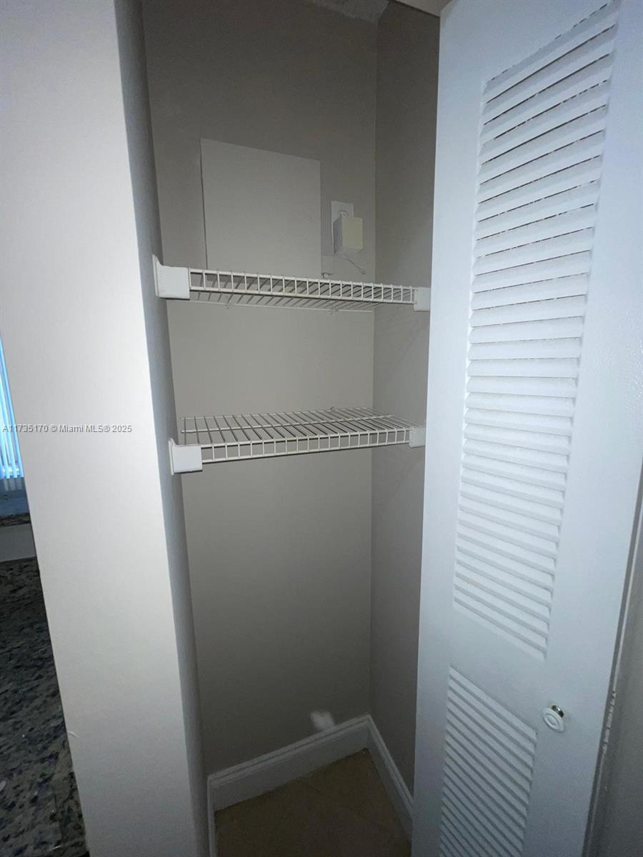 MILANO CONDO - Residential