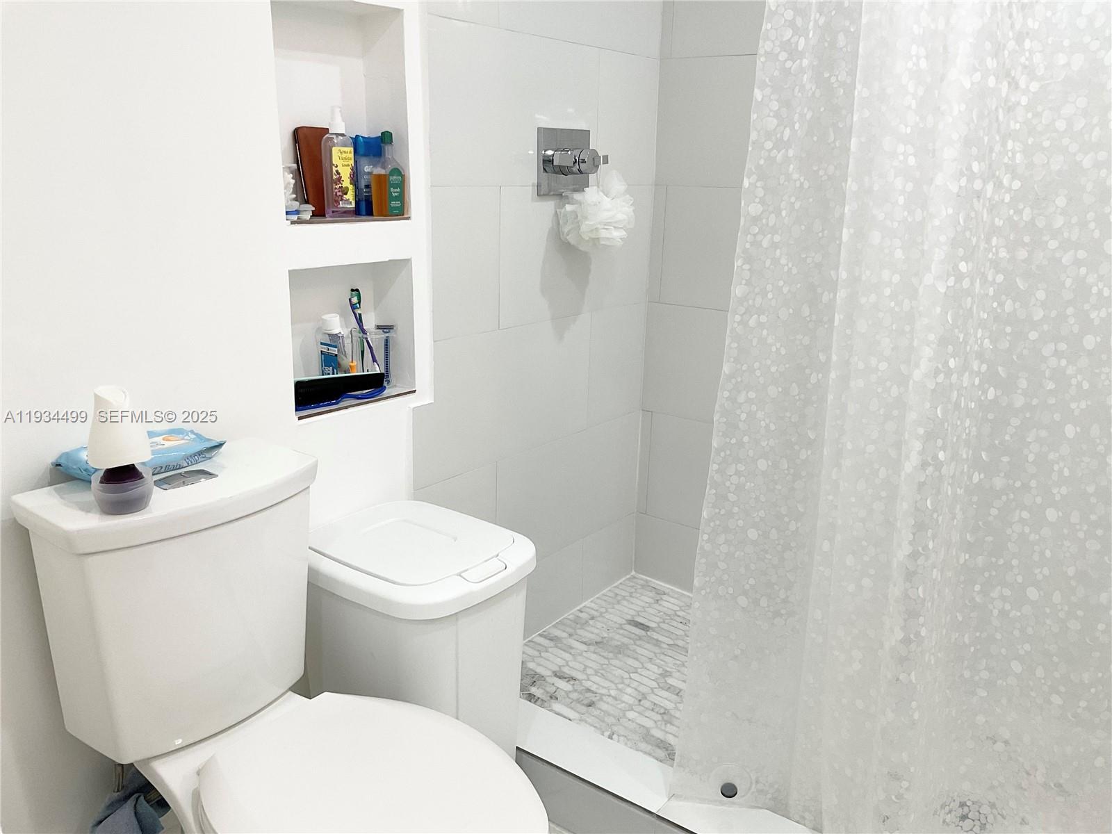 BISCAYNE GDNS SEC E PART - Residential