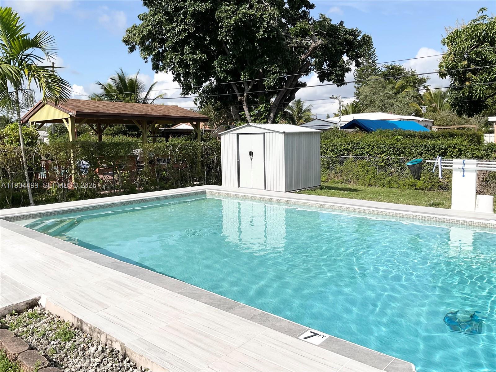 BISCAYNE GDNS SEC E PART - Residential