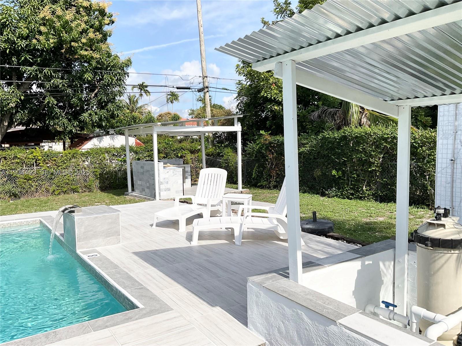 BISCAYNE GDNS SEC E PART - Residential