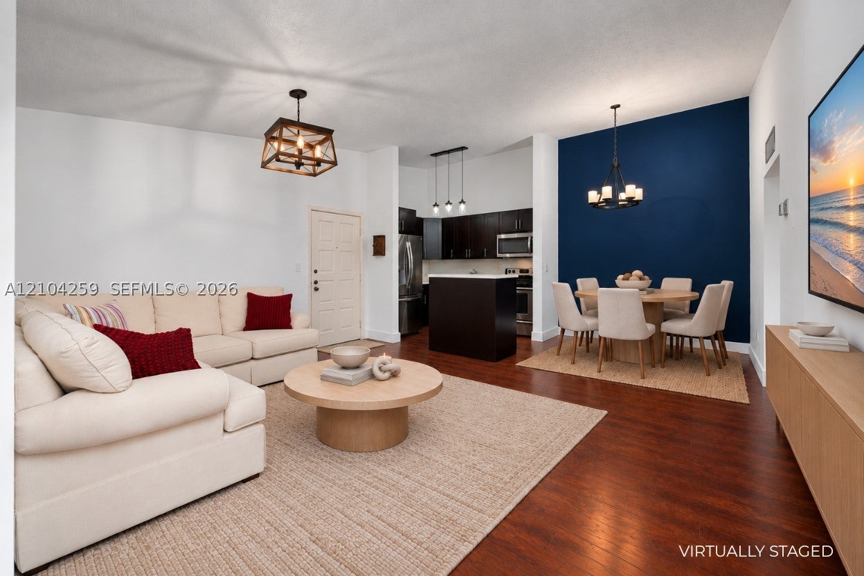 4944 NW 102nd Ave