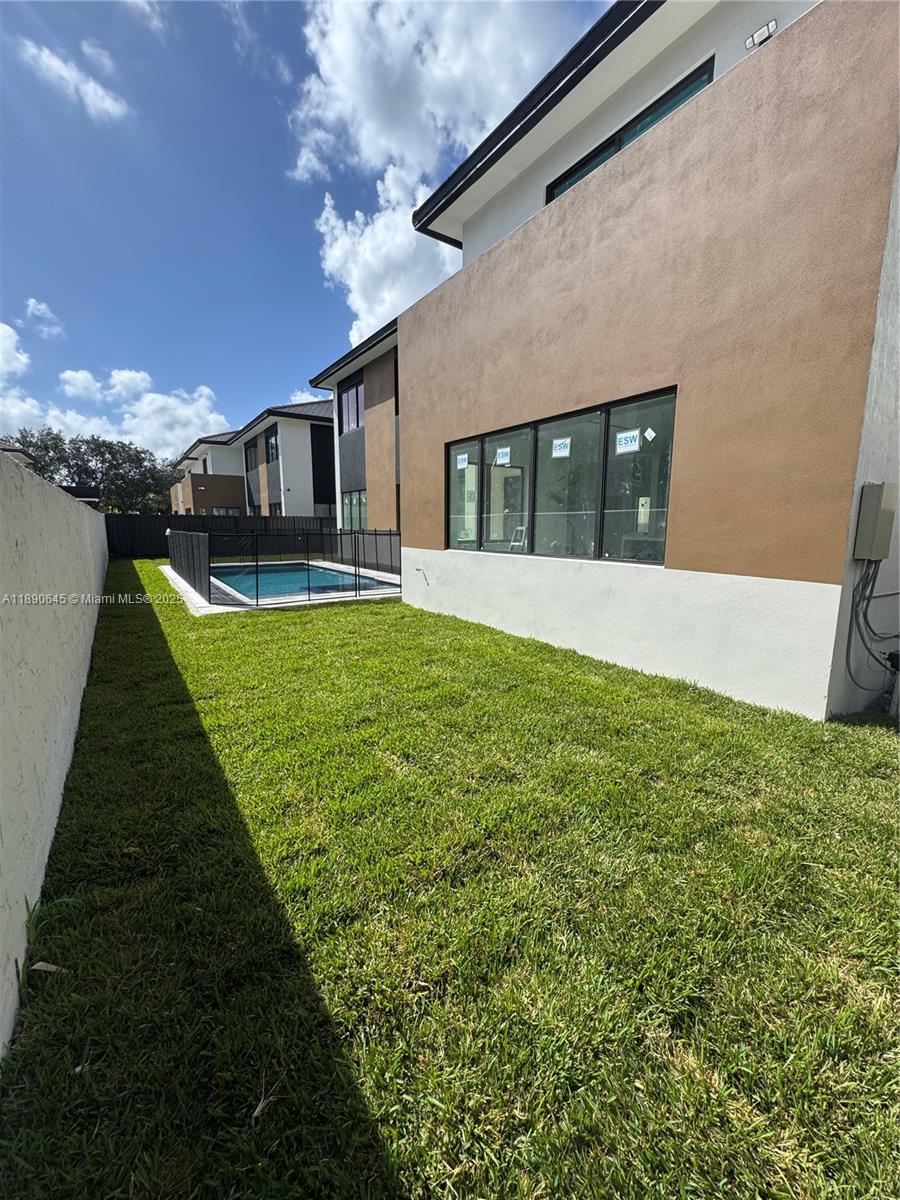 PALMS AT EUREKA PHASE TWO - Residential