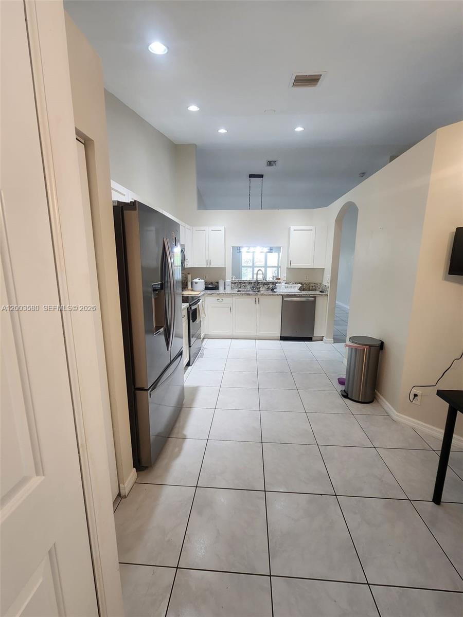 FLORAL LAKES PH 3 AND 4 - Residential