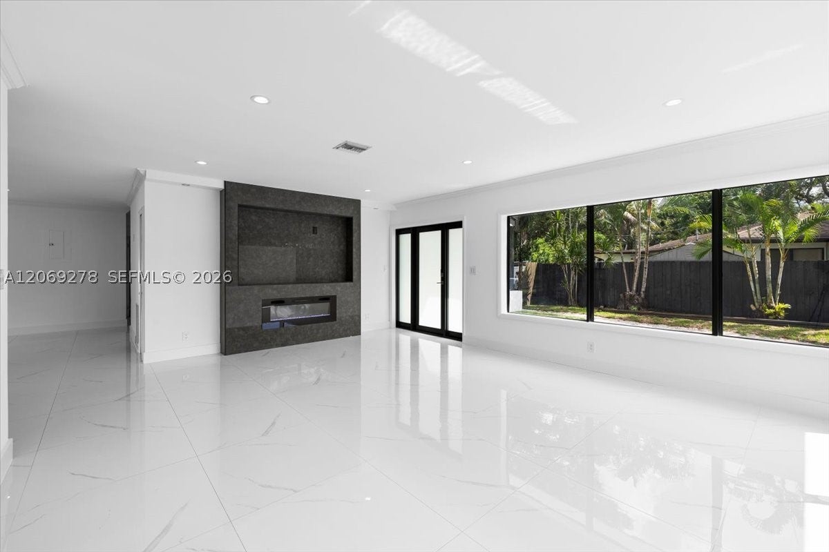 406 Lawn Acres Ct