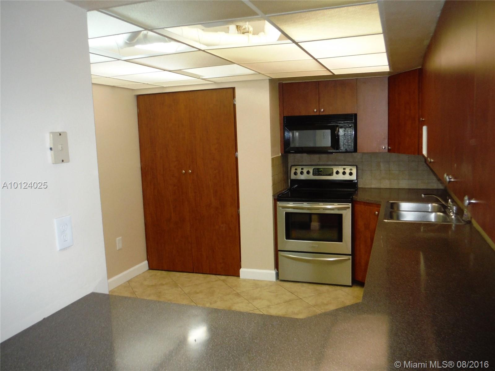 Jacaranda Prcl 611 Pb 130 - Residential Lease