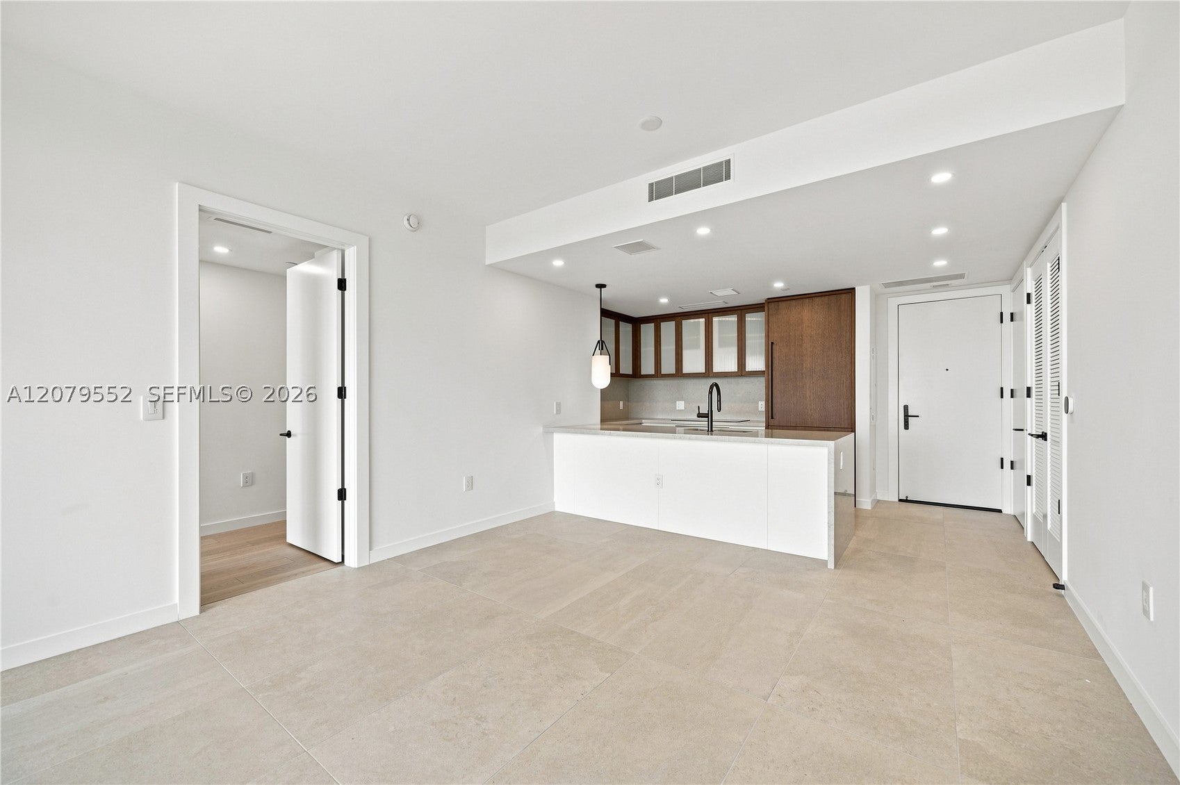 2200 Brickell Ave 413
