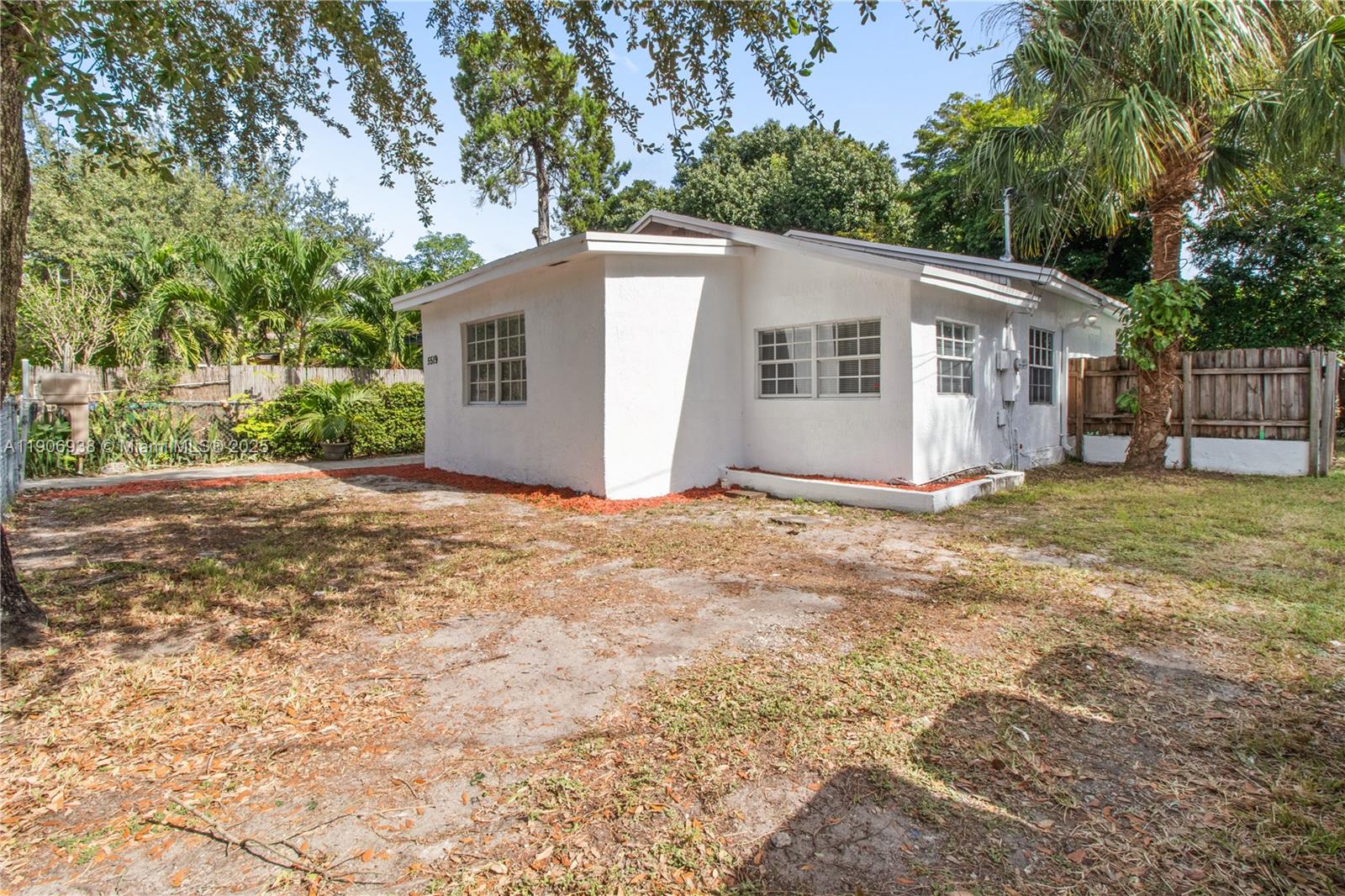 BUENA VISTA GARDENS - Residential