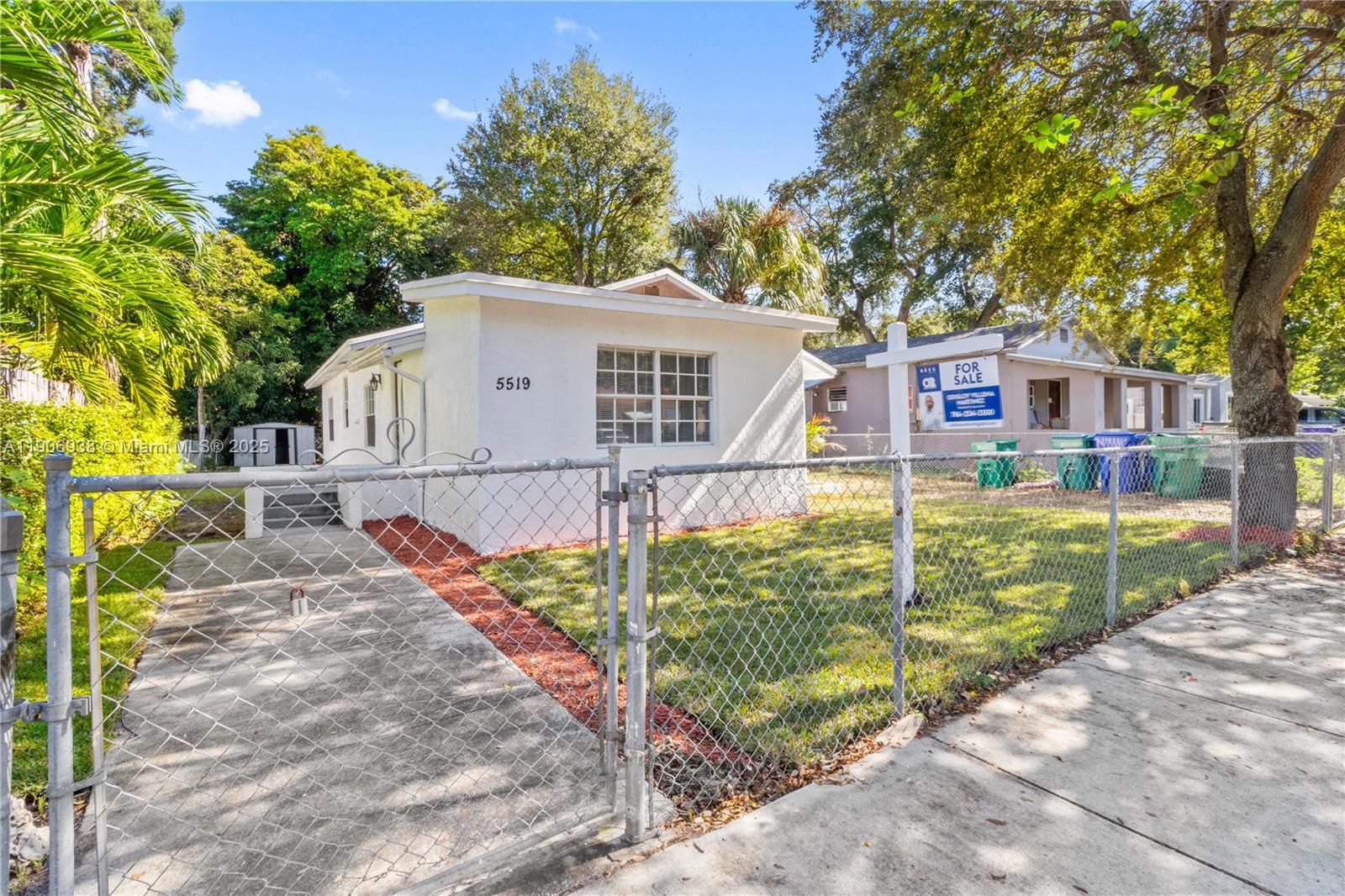 BUENA VISTA GARDENS - Residential