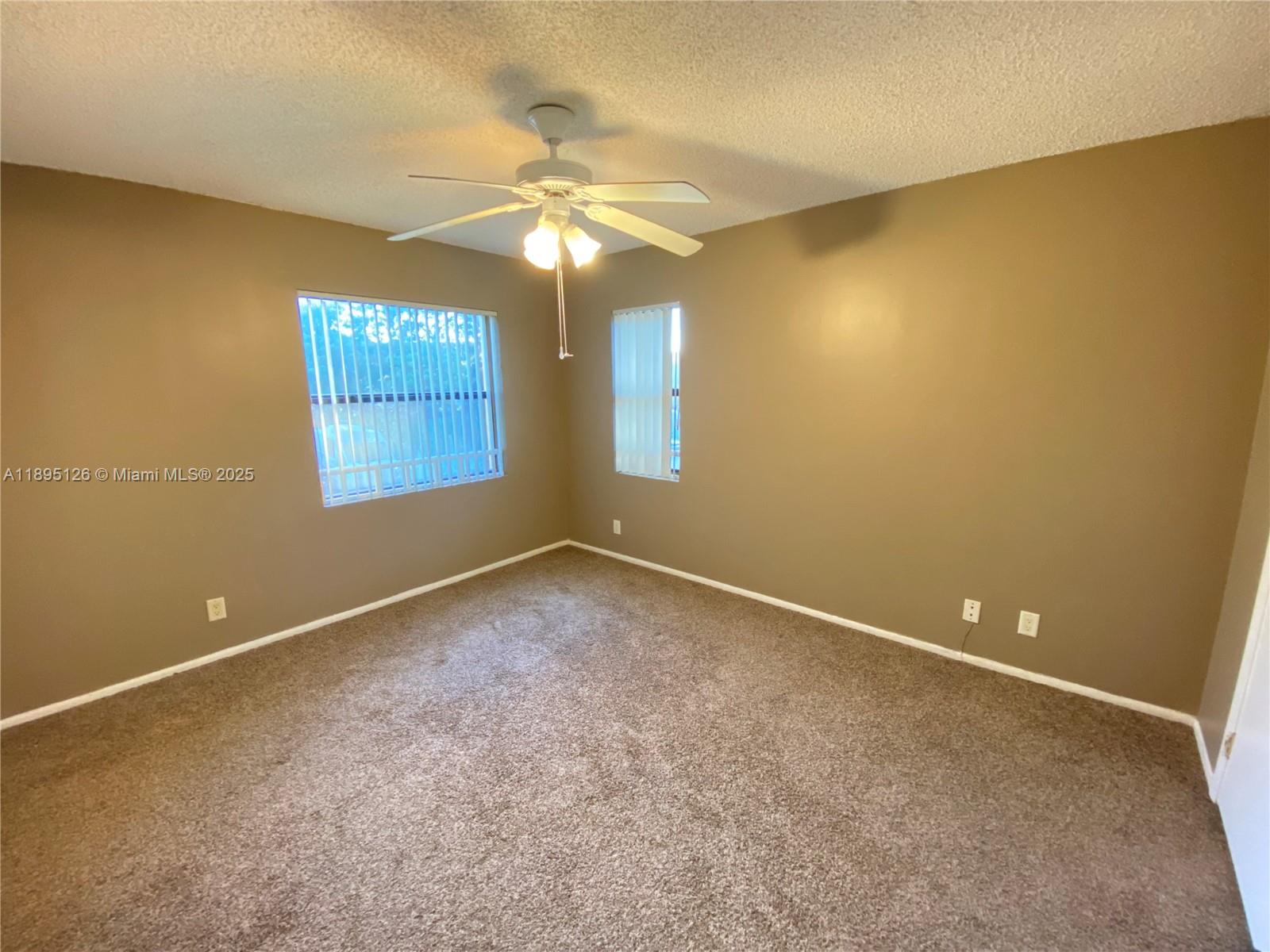 SUMMERBREEZE CONDO - Residential Lease