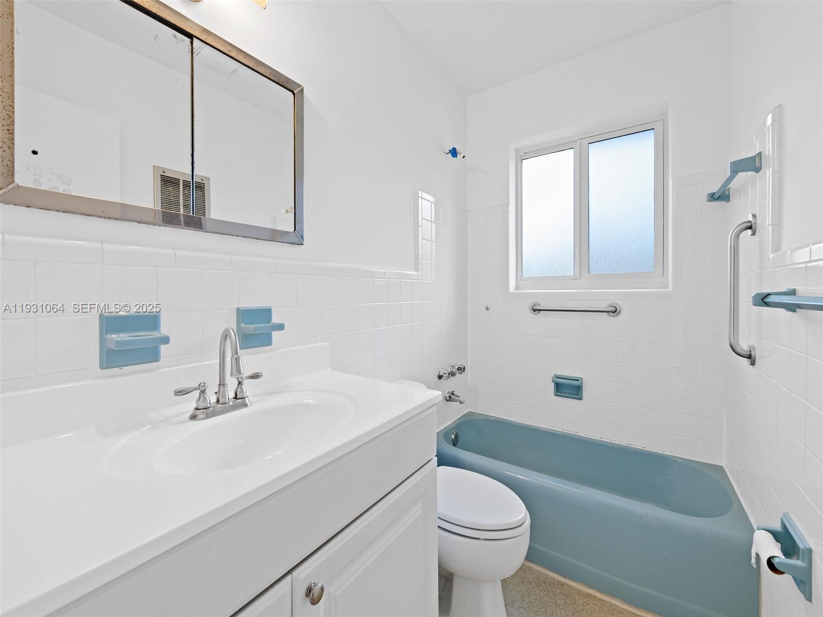 PLANTATION GARDENS 4TH SE - Residential