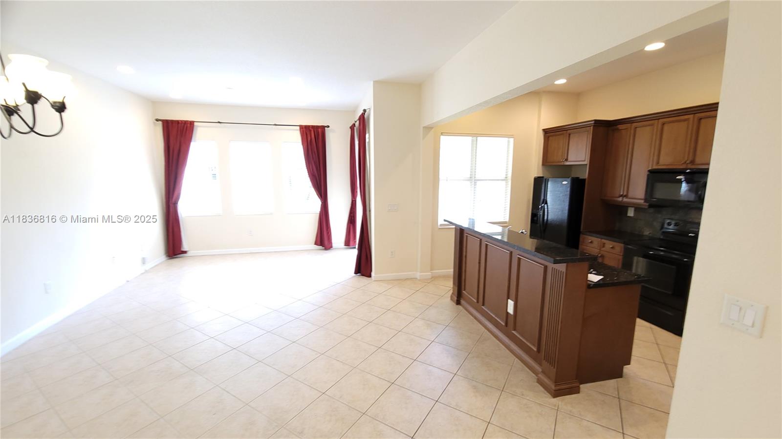 6033 NW 118th Dr 6033