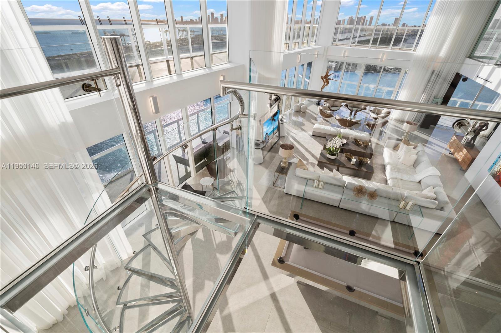 ICON CONDO - Residential