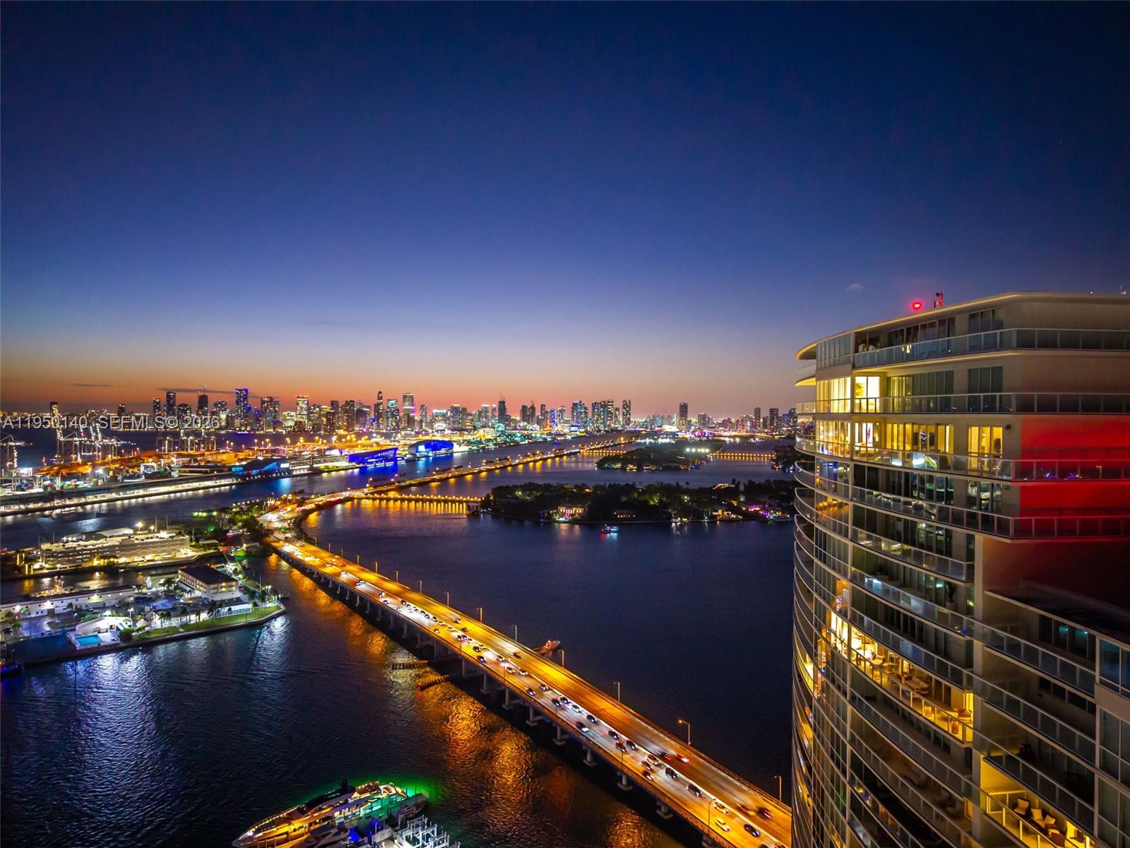 ICON CONDO - Residential