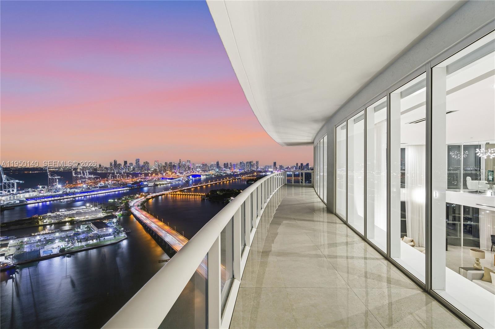 ICON CONDO - Residential