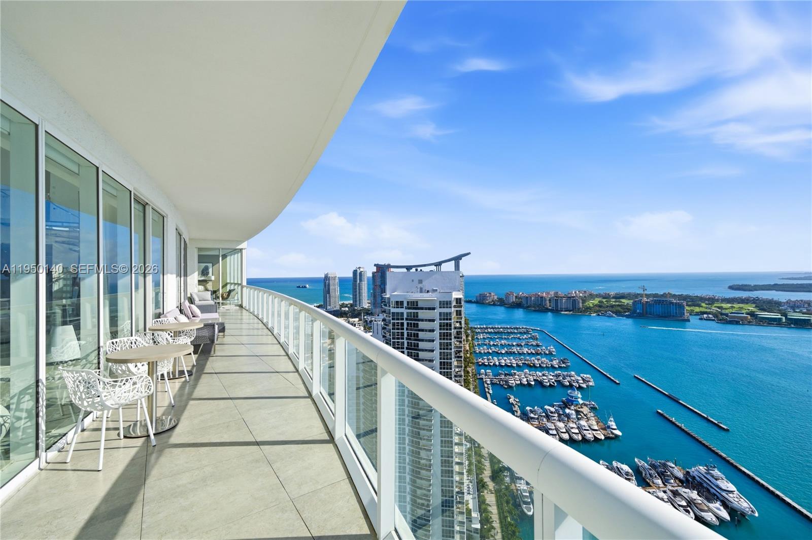 ICON CONDO - Residential