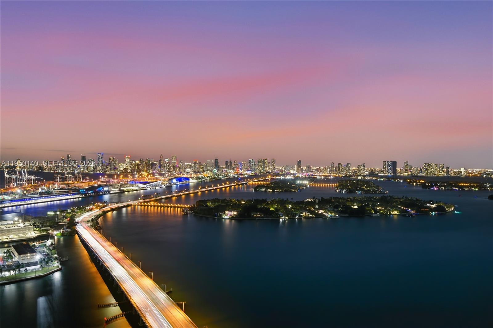 ICON CONDO - Residential