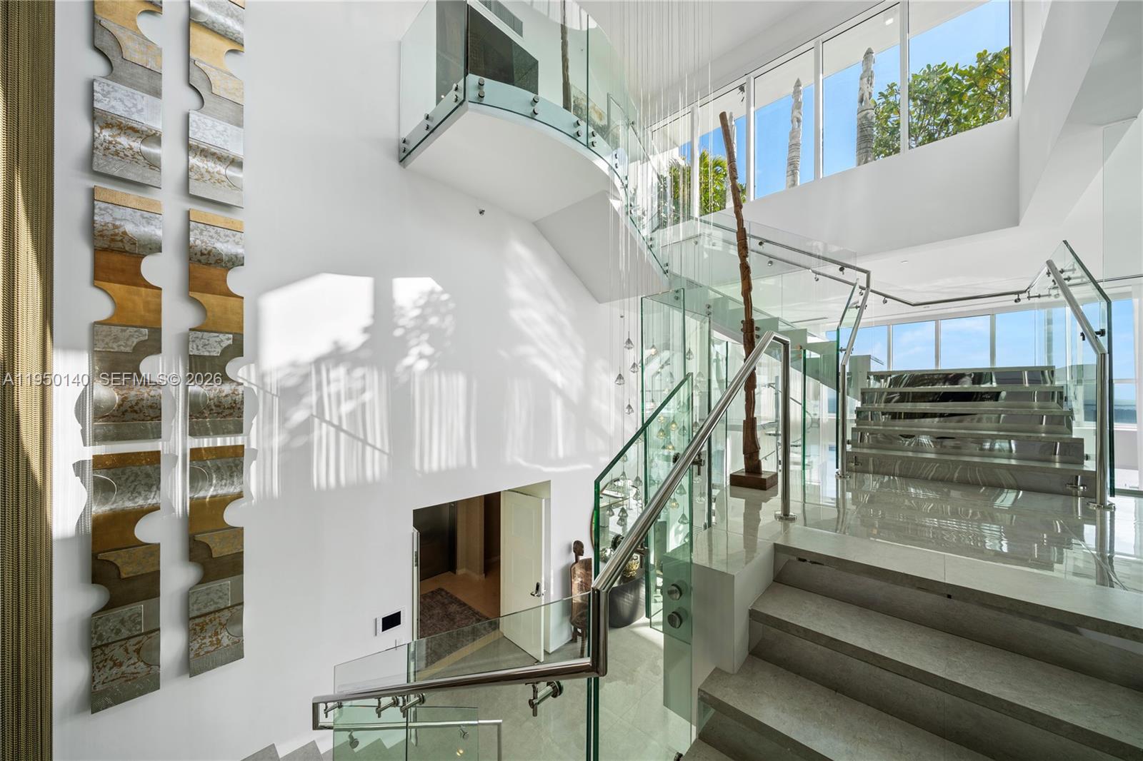 ICON CONDO - Residential