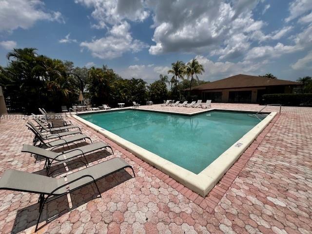 TAMARAC GARDENS CONDOMINI - Residential Lease