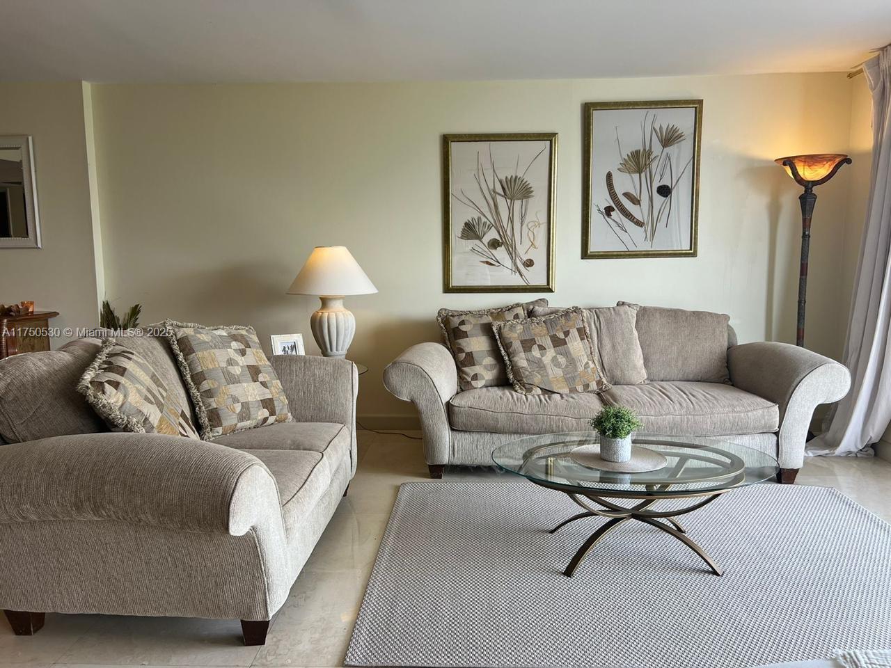 Rental Property at 18151 Ne 31st Ct 1005, Aventura, Miami-Dade County, Florida - Bedrooms: 1 
Bathrooms: 2  - $2,250 MO.