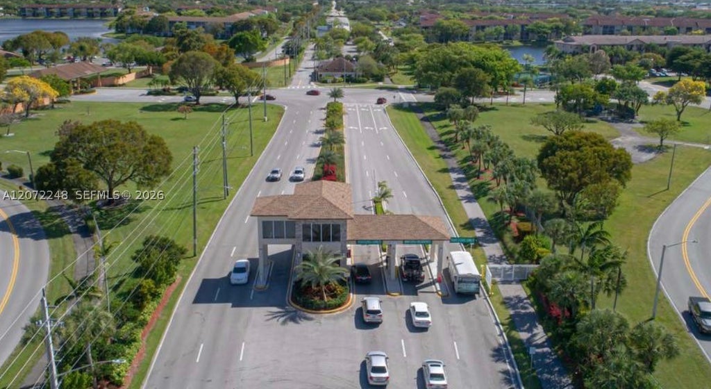 Photo of 901 SW 128th Ave #414E, Pembroke Pines, FL 33027 (MLS # A12072248)
