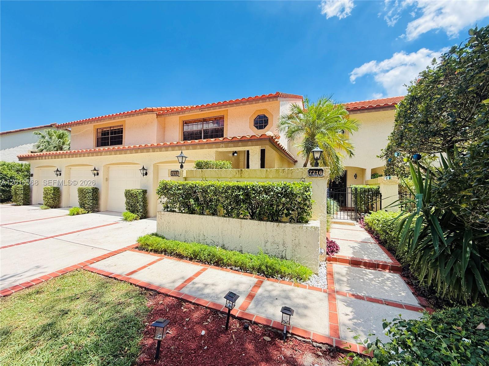LA MIRADA AT BOCA POINTE - Residential