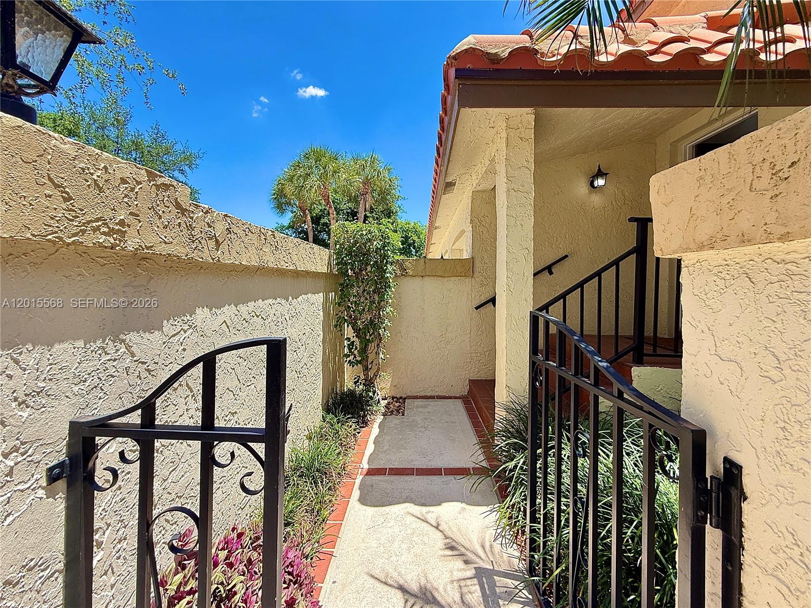 LA MIRADA AT BOCA POINTE - Residential
